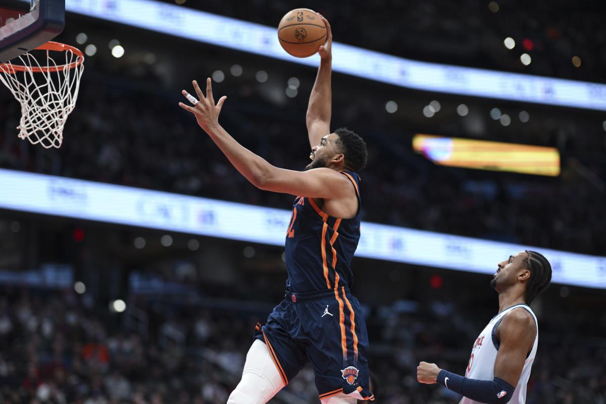 唐斯季后赛首个三双：尼克斯扳平大比分2-2